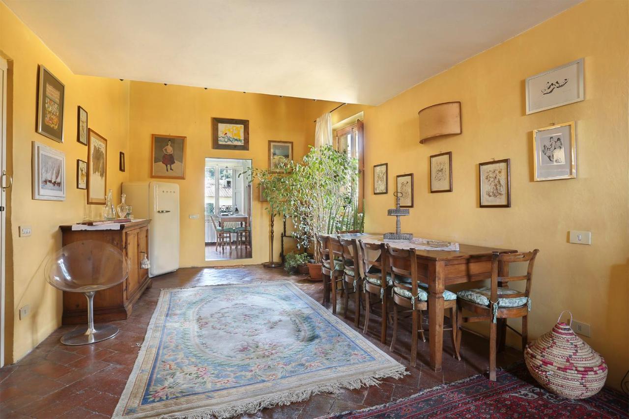 A Postcard View In A Vintage Apartment Florence Exterior photo